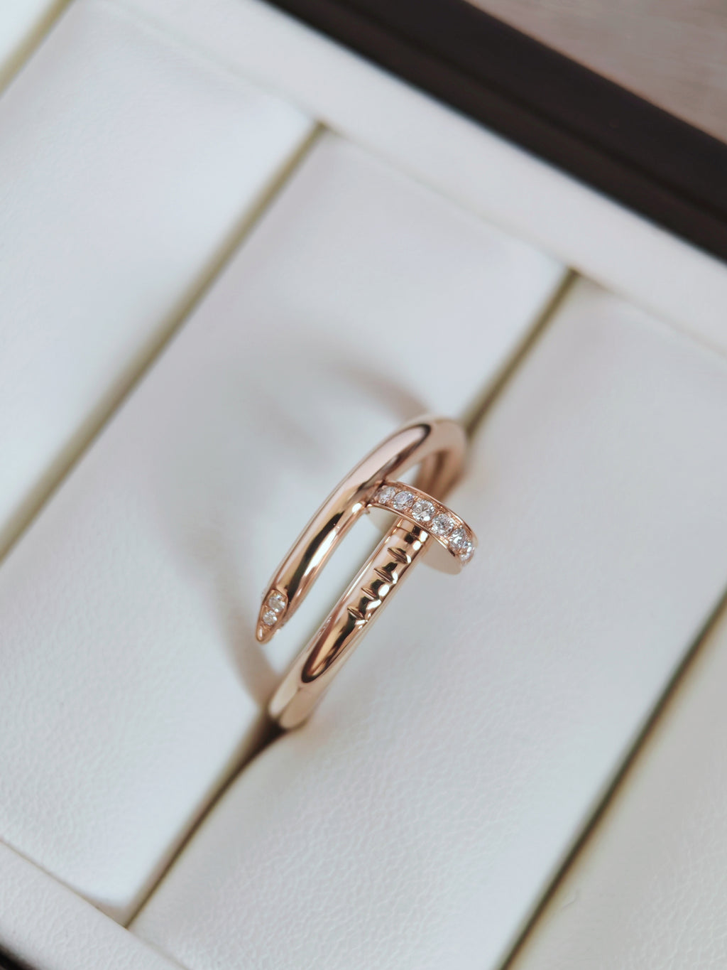 Juste un Clou Ring, Diamonds