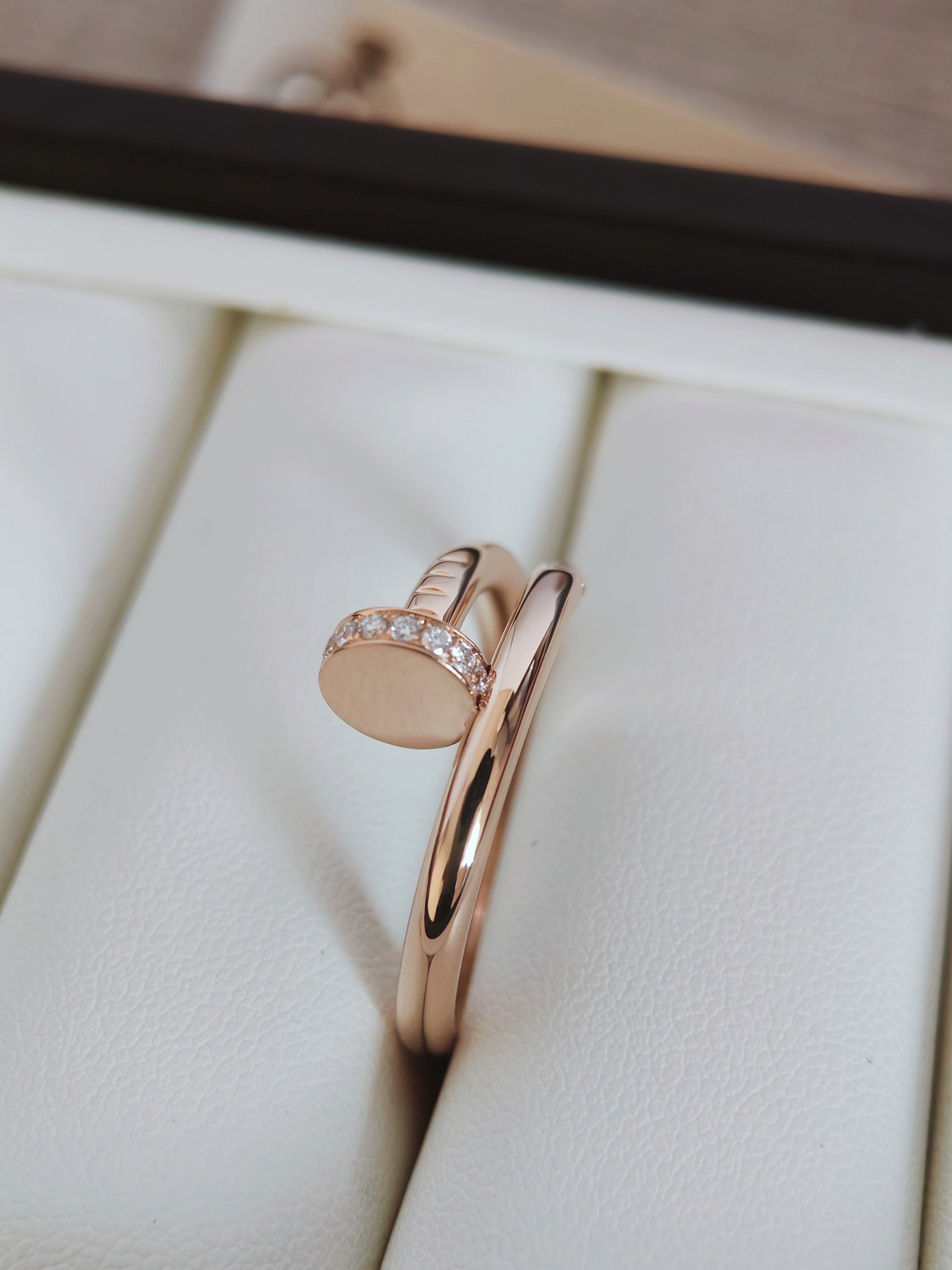 Juste un Clou Ring, Diamonds