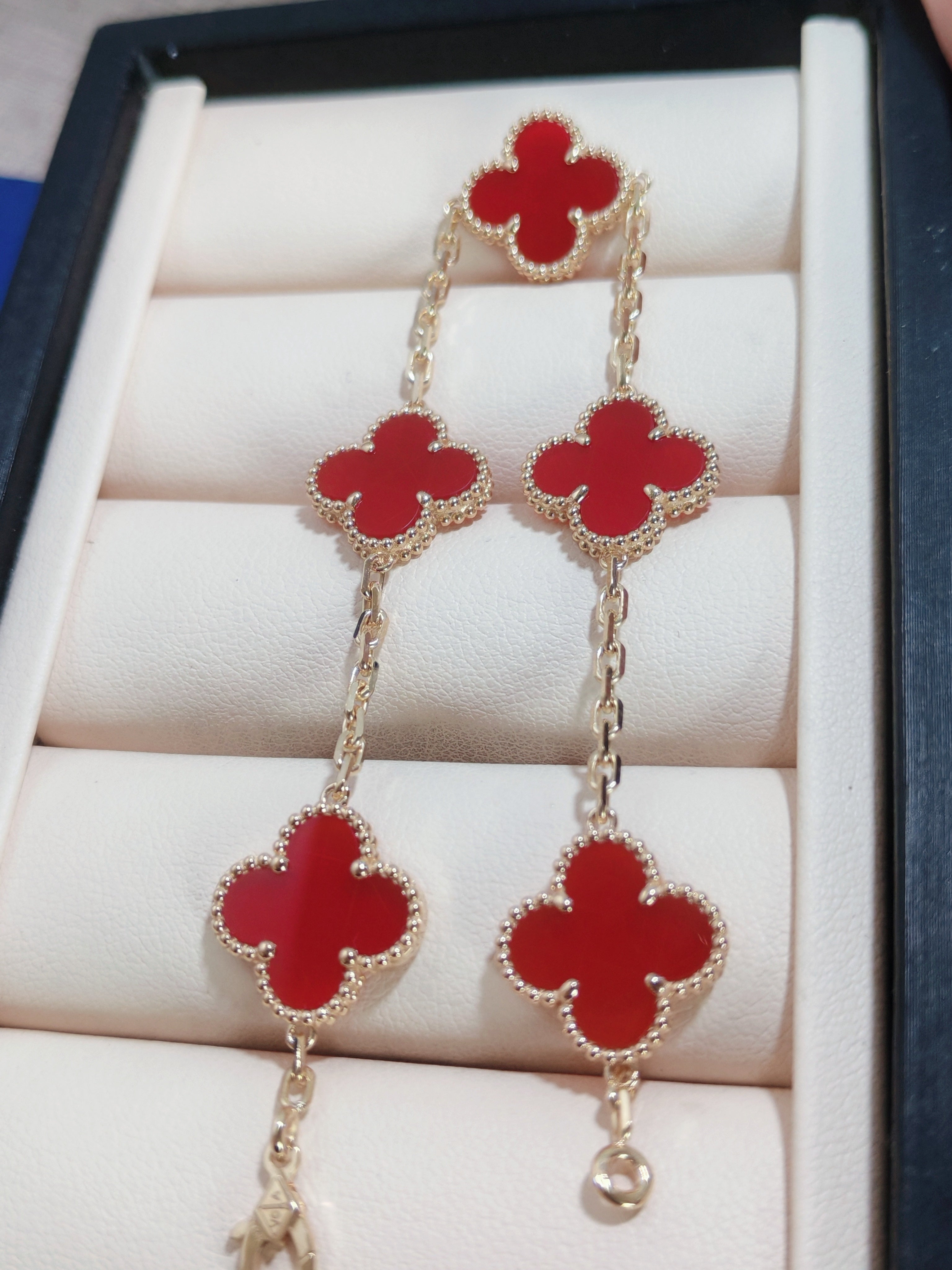 Vintage Alhambra Bracelet, 5 Motifs Carnelian Edition