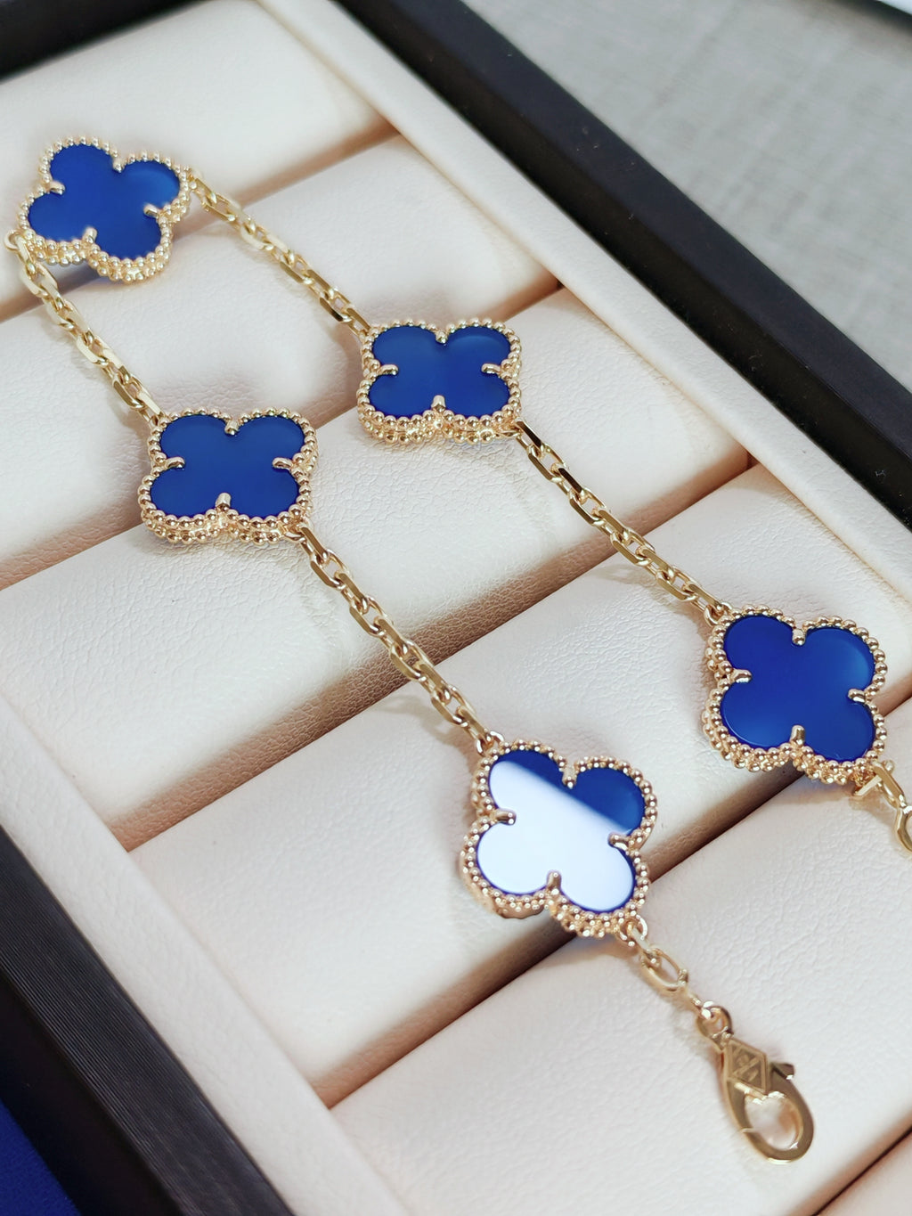 Vintage Alhambra Bracelet, 5 Motifs Blue Agate Edition