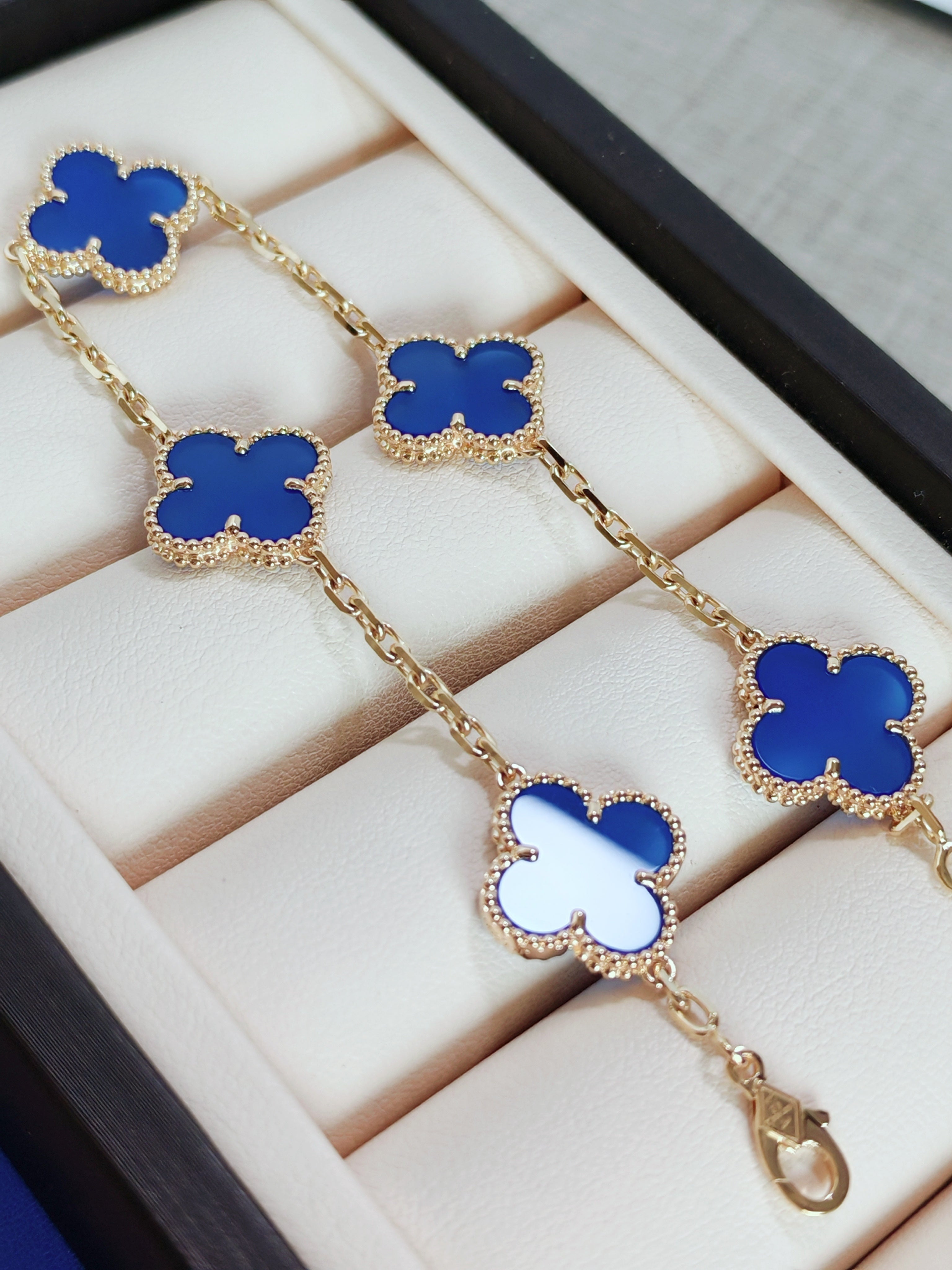 Vintage Alhambra Bracelet, 5 Motifs Blue Agate Edition