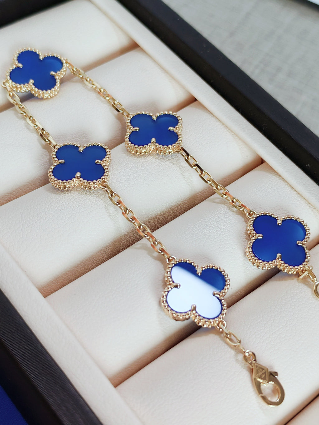 Vintage Alhambra Bracelet, 5 Motifs Blue Agate Edition