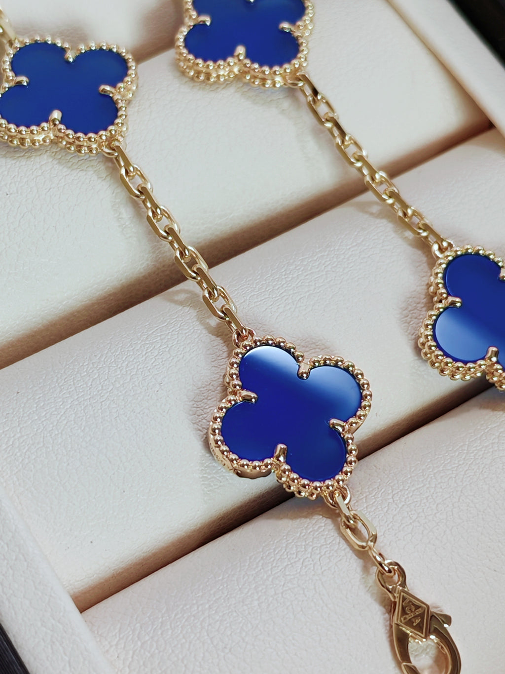 Vintage Alhambra Bracelet, 5 Motifs Blue Agate Edition