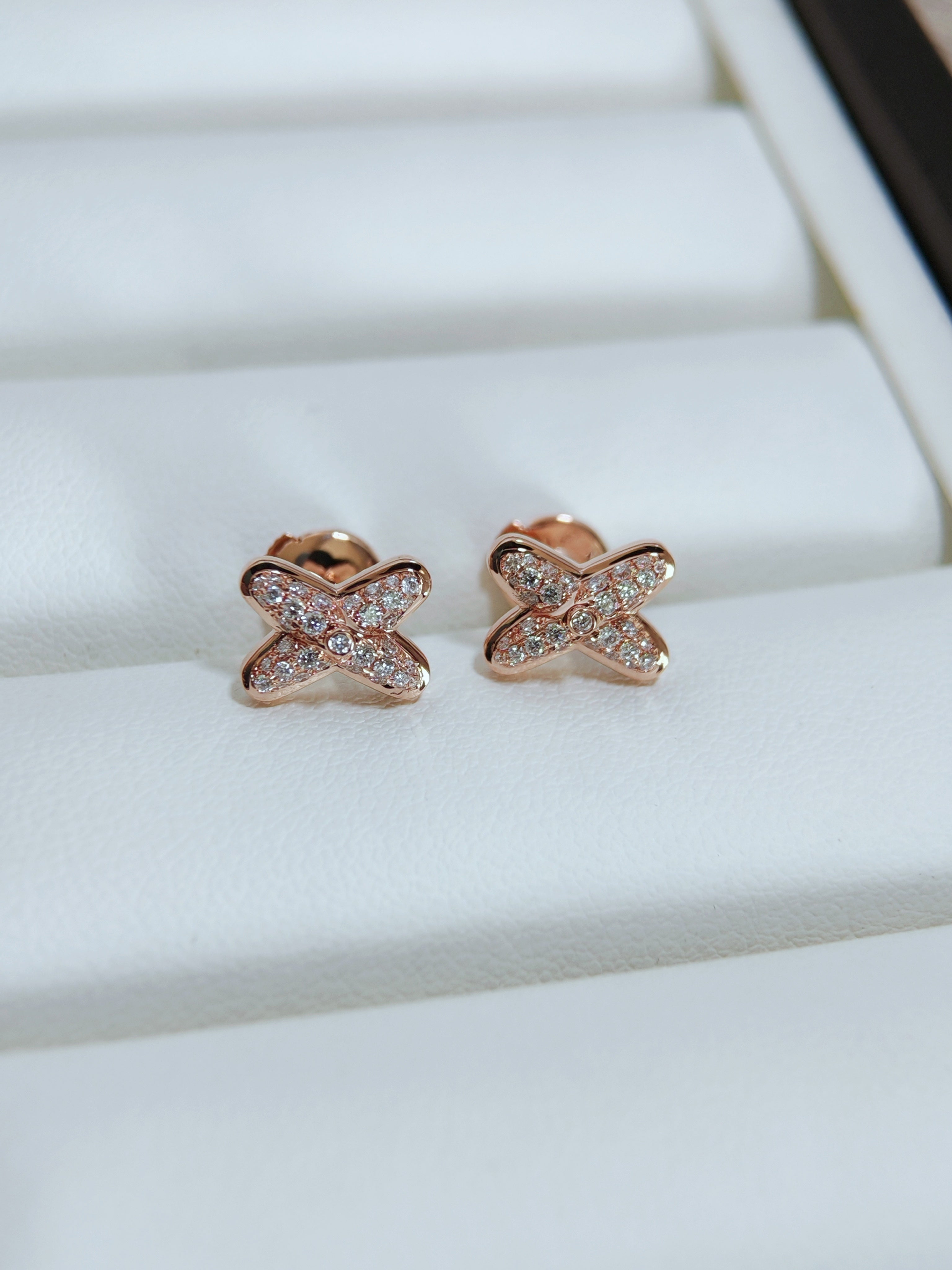 Joséphine Aigrette Impériale Diamond Stud Earrings
