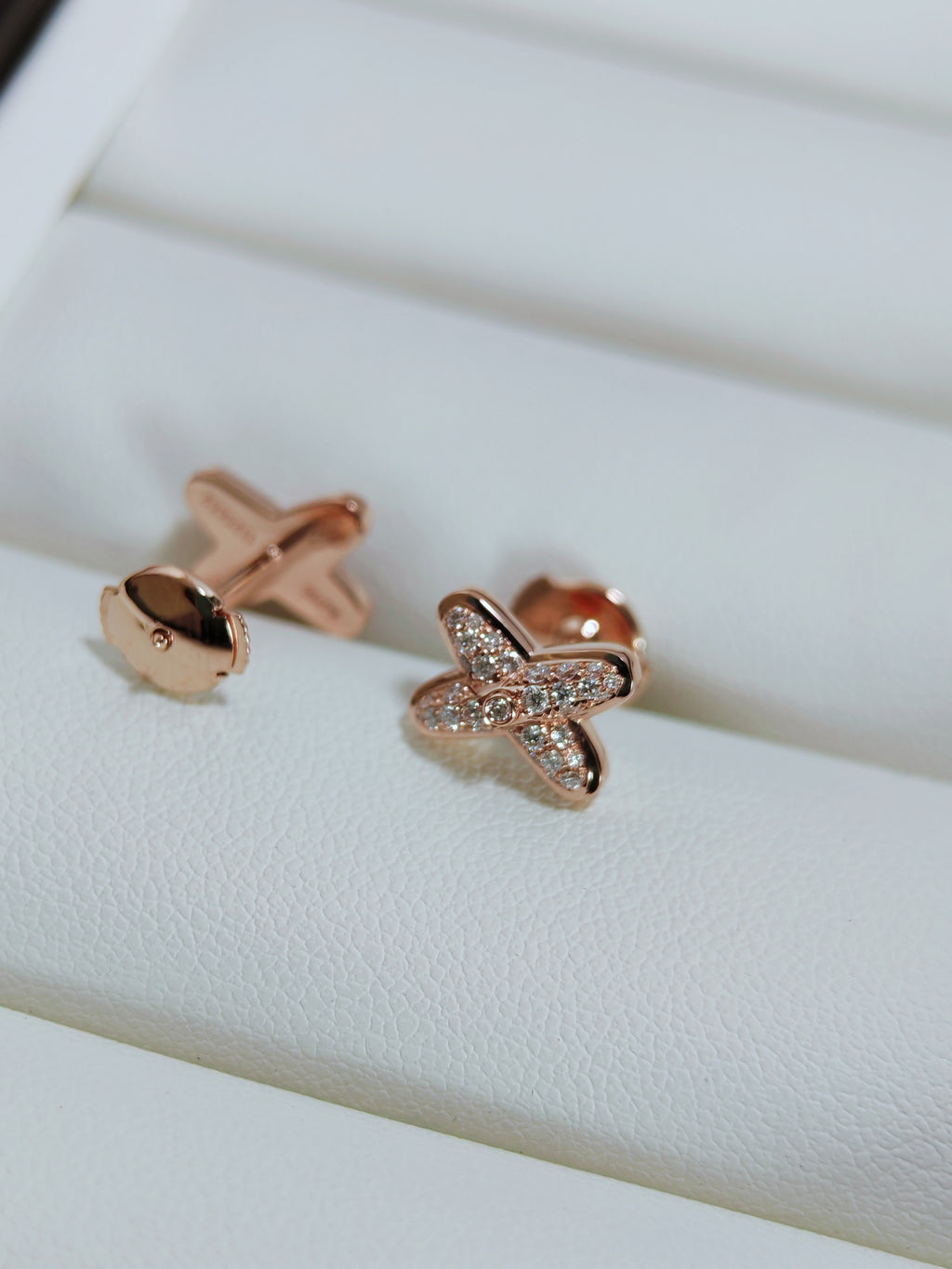 Joséphine Aigrette Impériale Diamond Stud Earrings