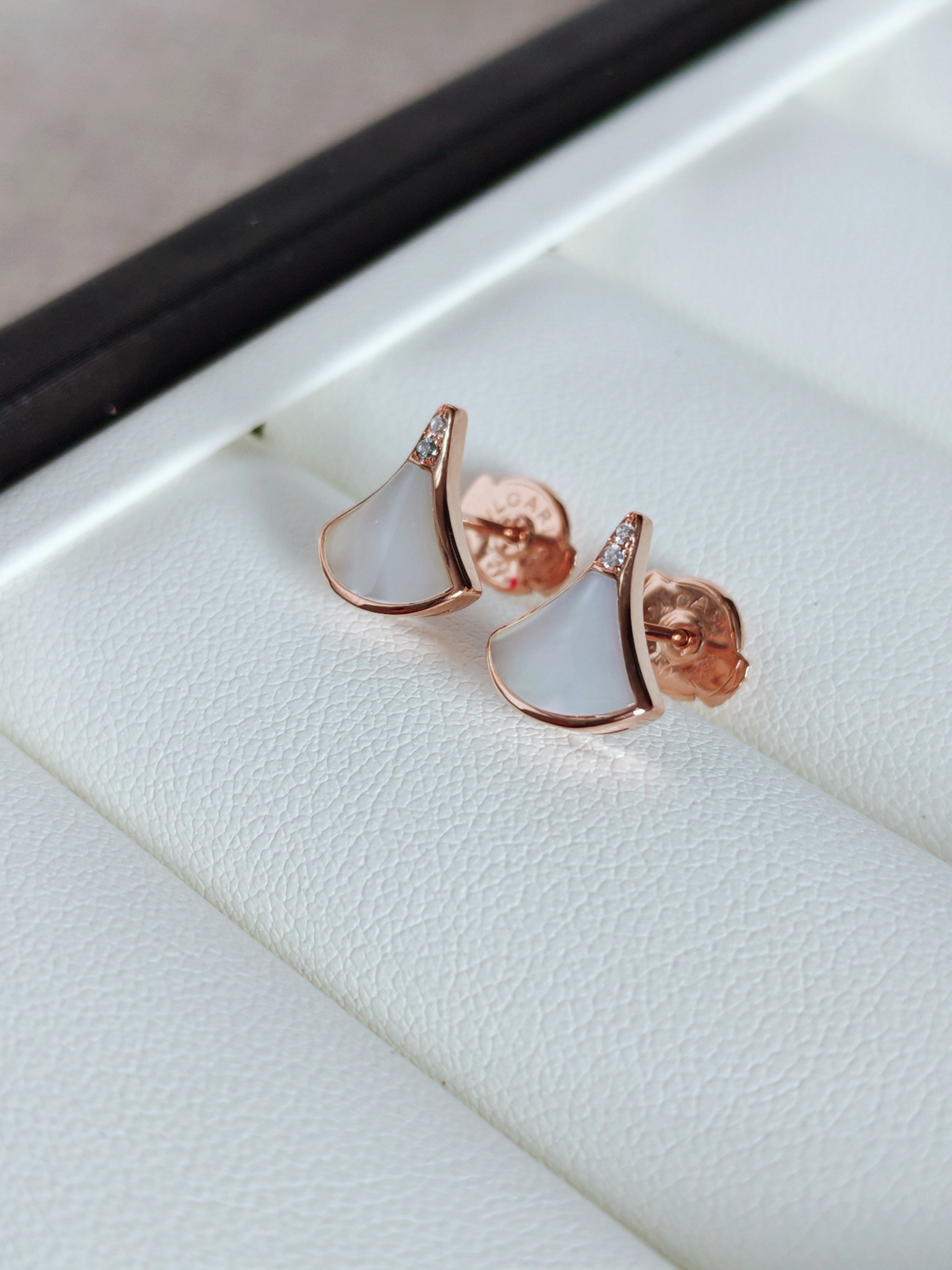 Diva's Dream Mother-of-Pearl Earrings