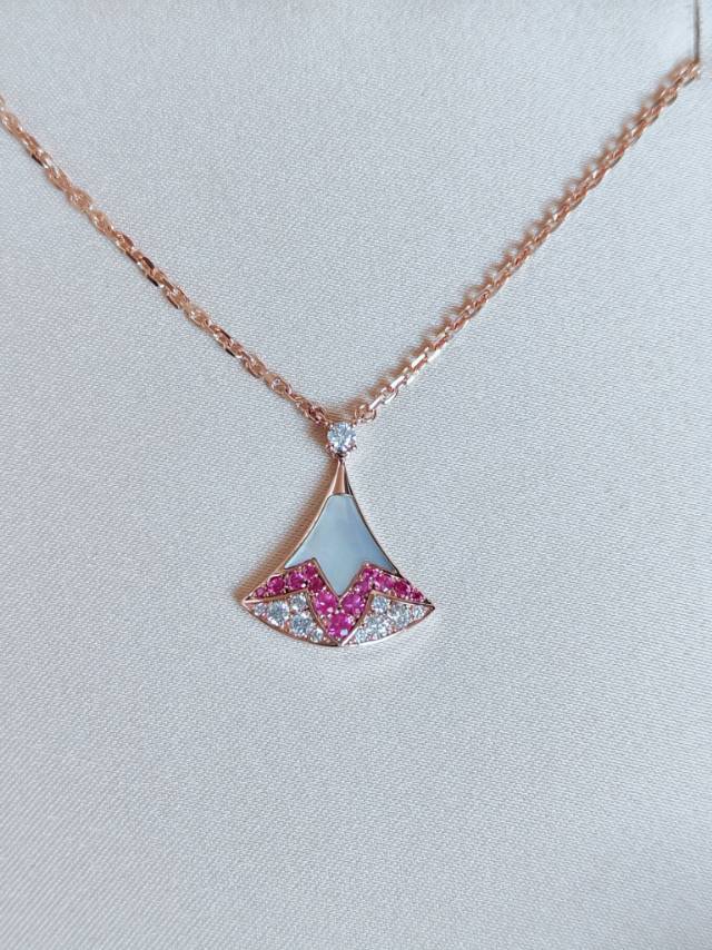 Diva's Dream Mother-of-Pearl, Pink Sapphire & Diamond Necklace
