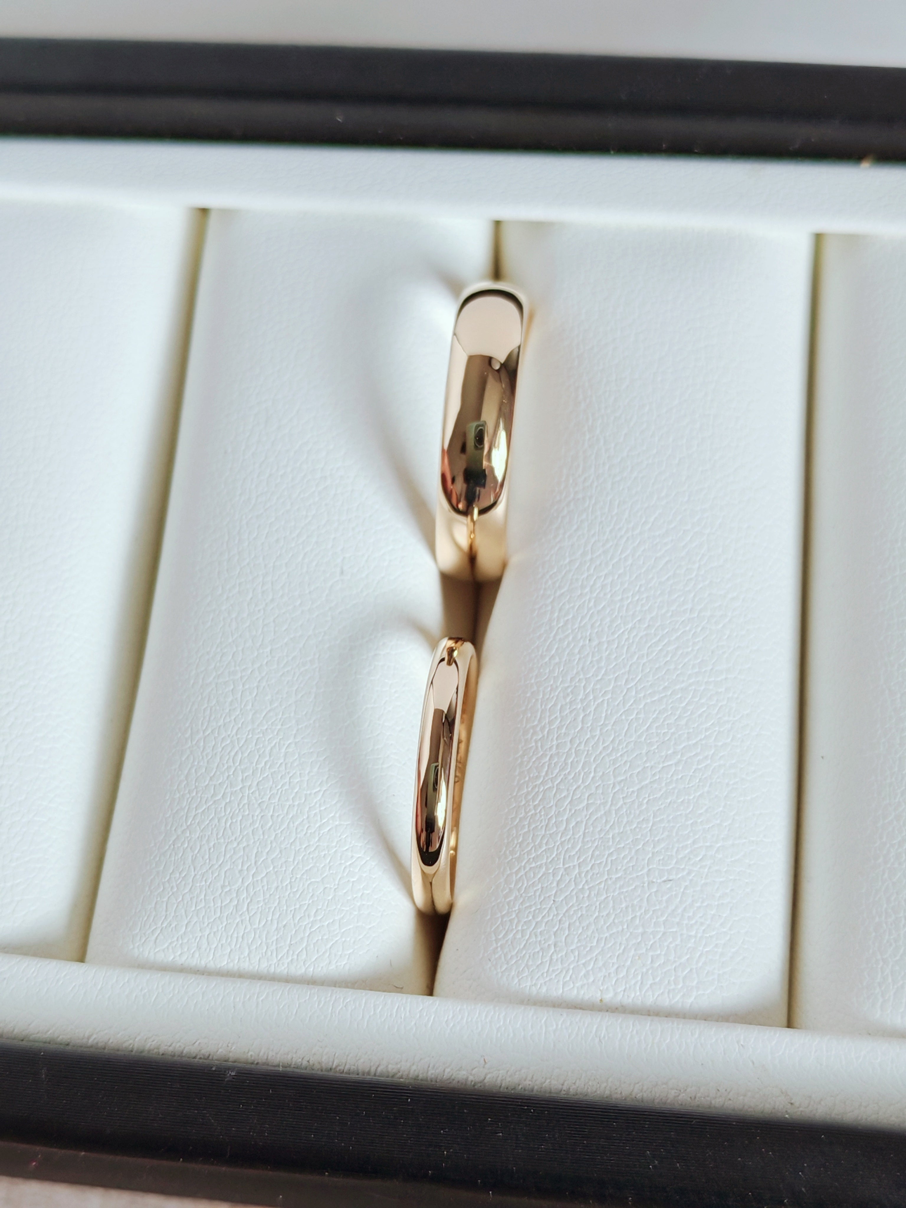1895 wedding band, 2.5 mm width