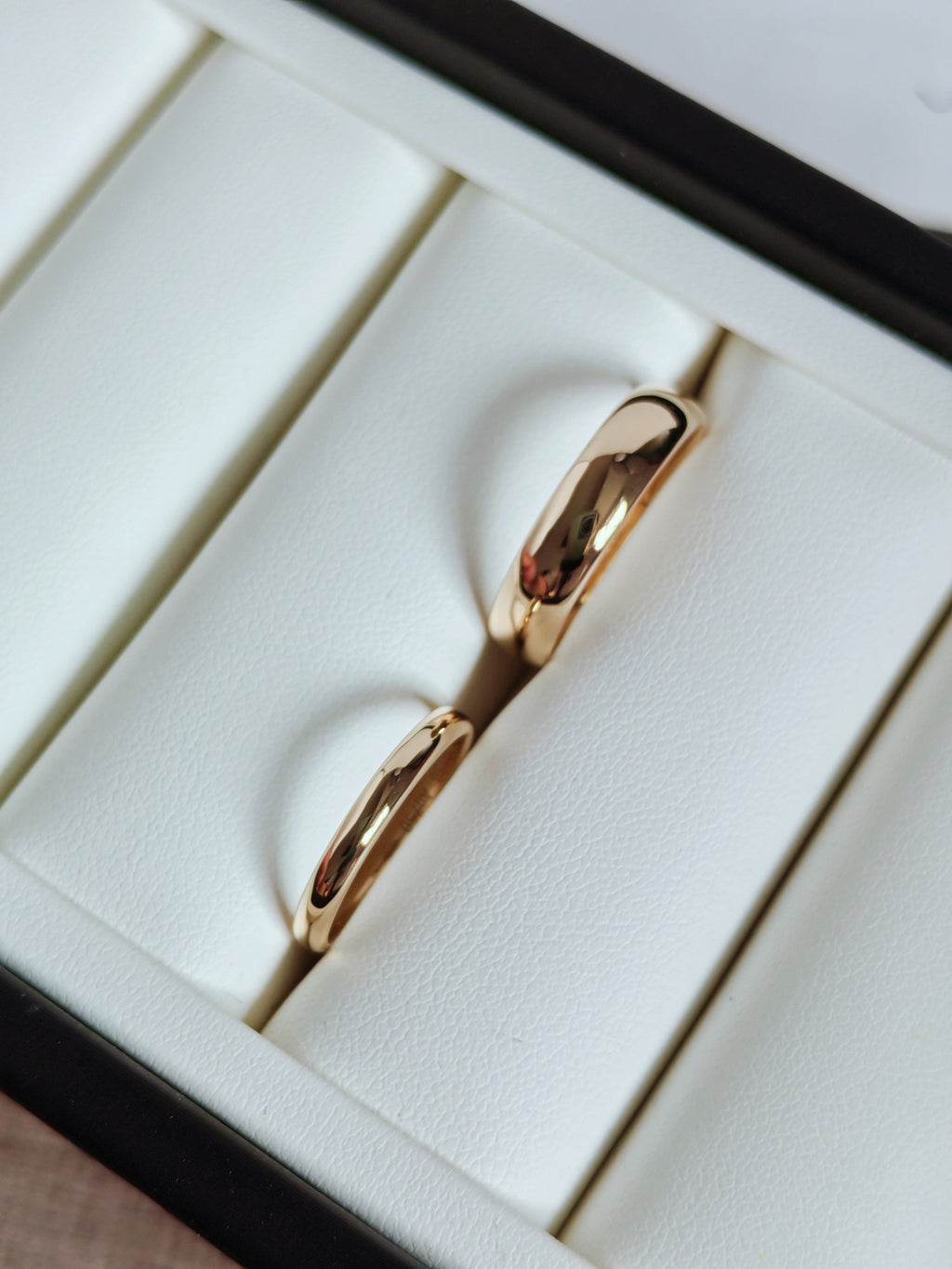 1895 wedding band, 2.5 mm width