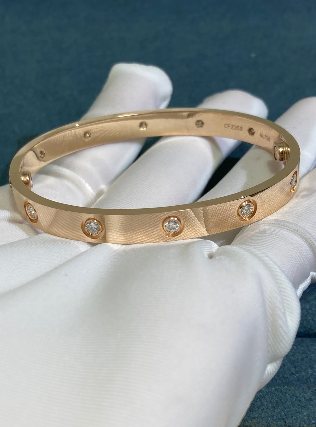 LOVE Bracelet, Diamond-Set
