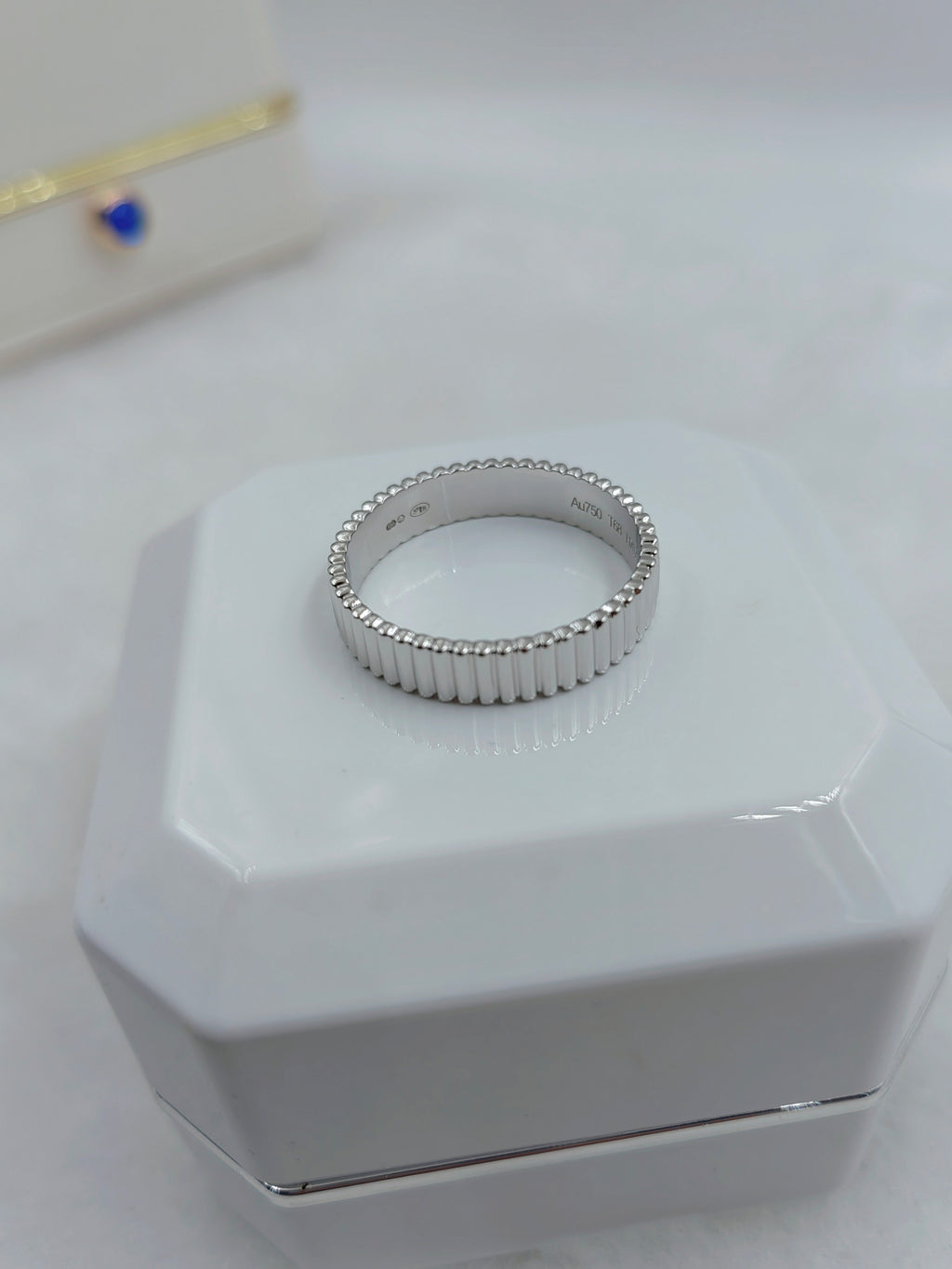Grosgrain white gold wedding band
