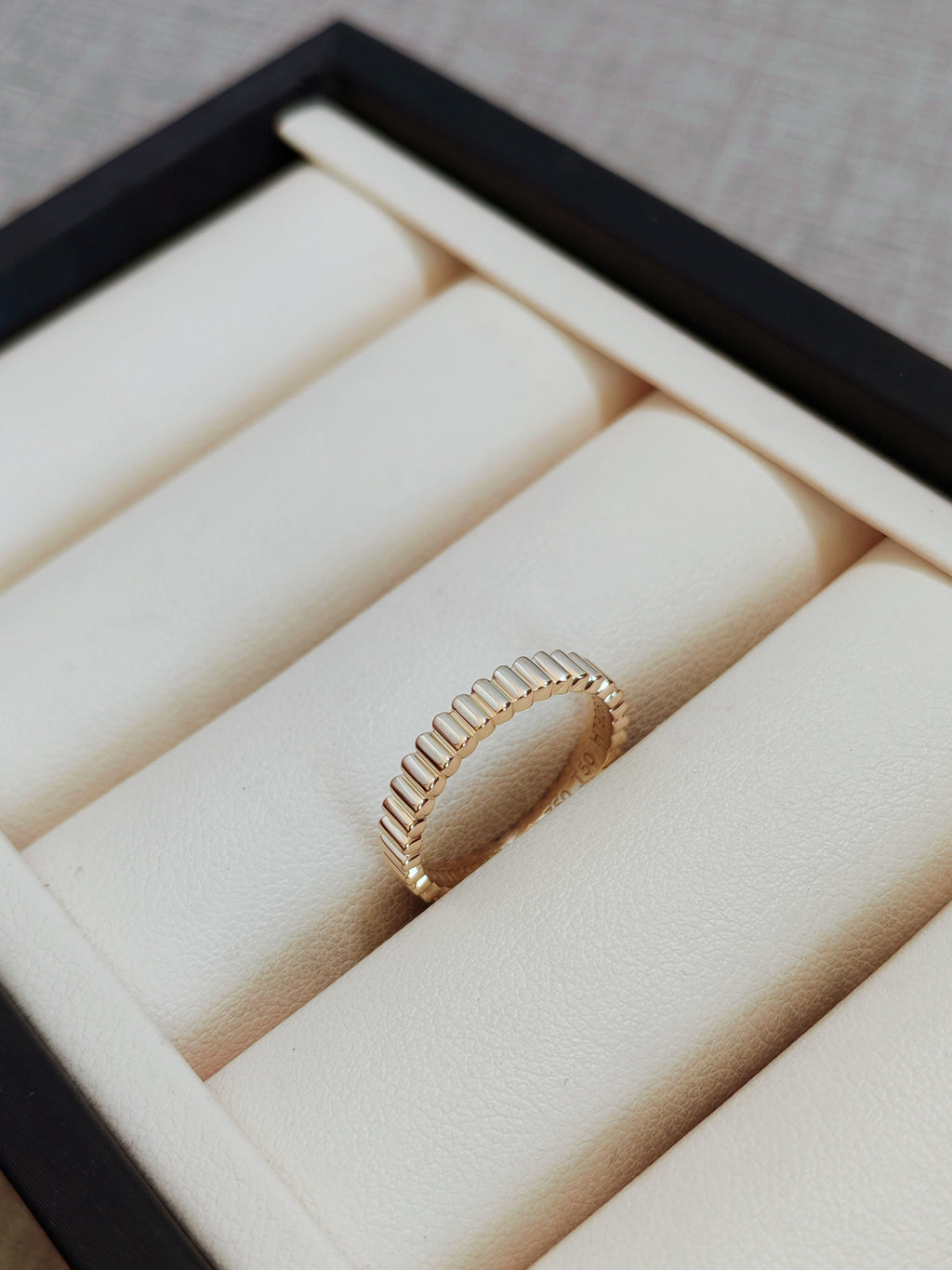 Grosgrain yellow gold wedding band