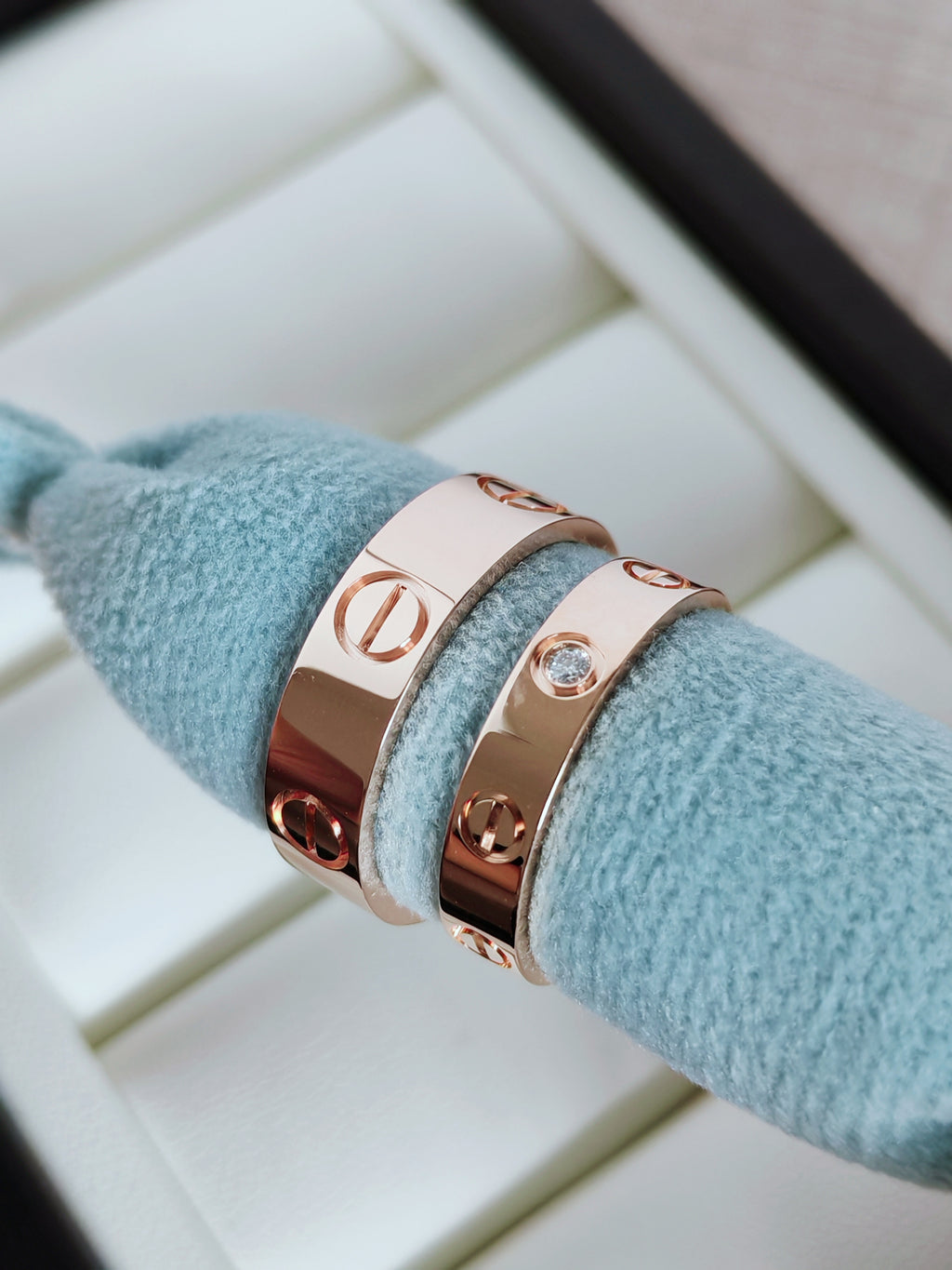 LOVE ring, classic model