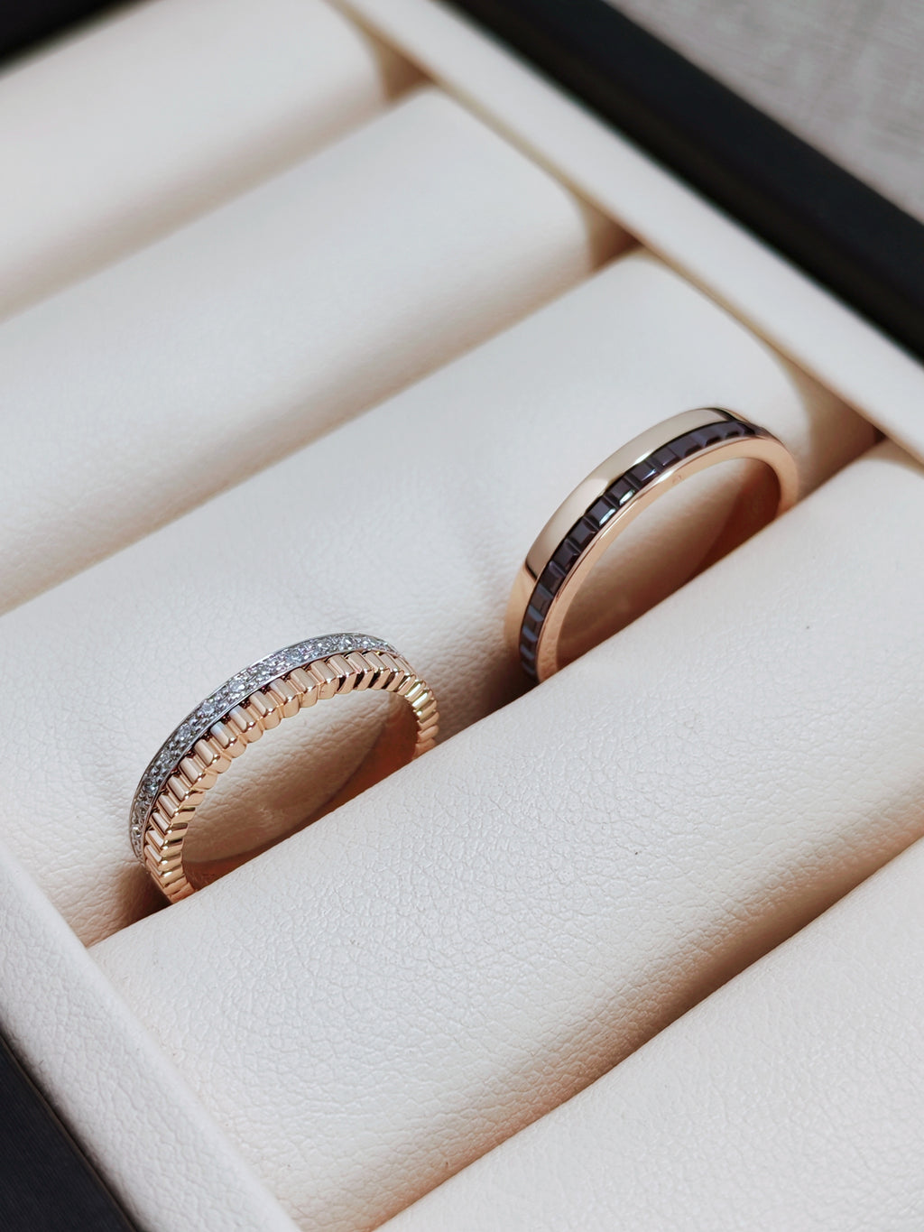 Quatre Radiant edition clou de paris wedding band