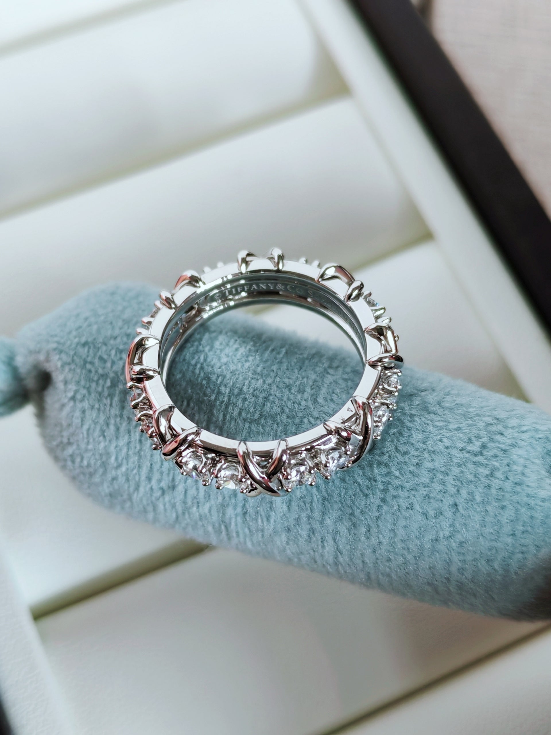 Sixteen Stone by T Ring in Platinum with Diamonds
