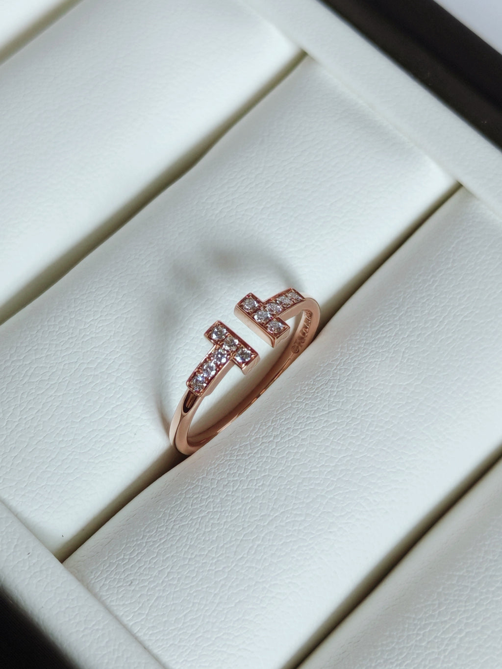 TT Diamond Wire Ring in Rose Gold