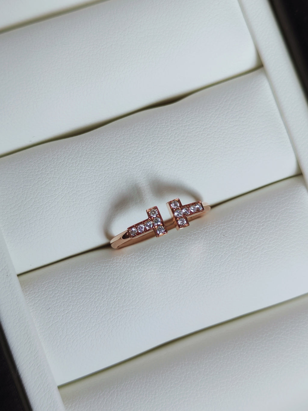 TT Diamond Wire Ring in Rose Gold