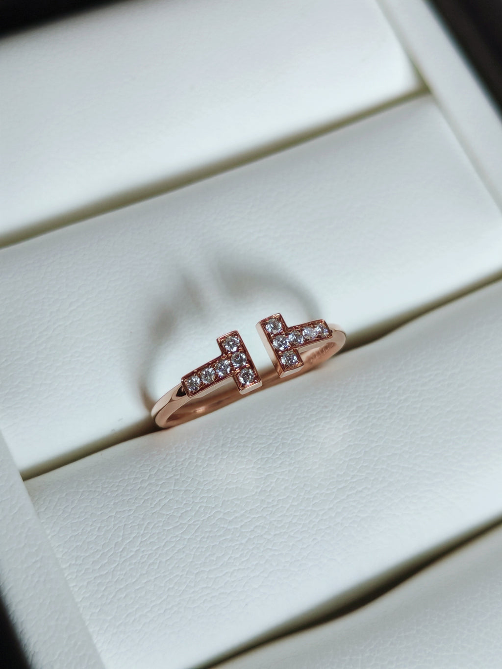TT Diamond Wire Ring in Rose Gold