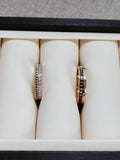 Quatre classique wedding band